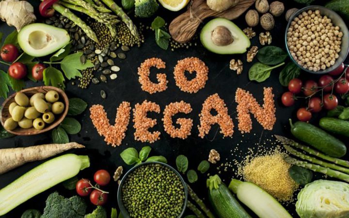 VEJETARYEN VE VEGAN BESLENMEDE BİLİNMEYENLER