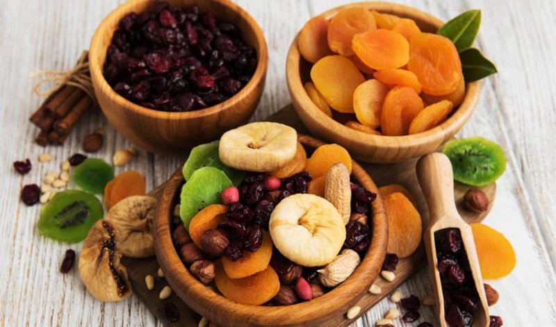 En Sağlıklı Kuru Meyve Alternatifleri