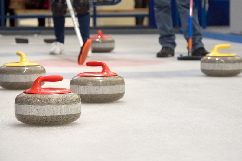 Floor Curling Oyunu Kuralları 