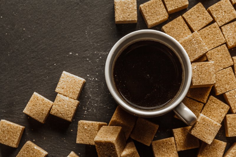 Esmer Şekerin İçeriği ve Kalorisi