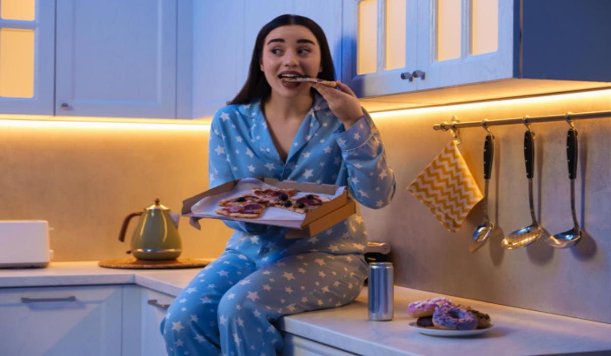 Gece Acıkınca Ne Yenmeli?
